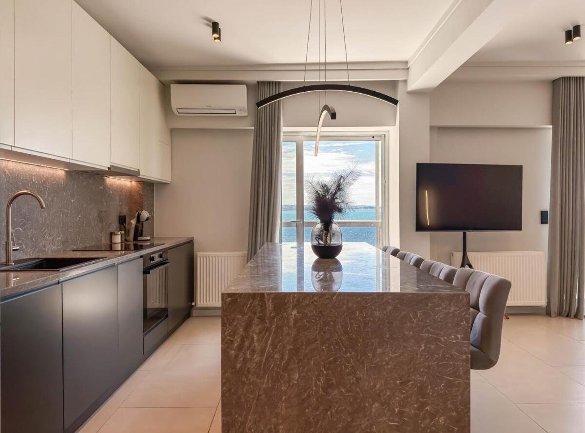 Ferienwohnung Luxury Sea View Retreat Thessaloniki Exterior foto